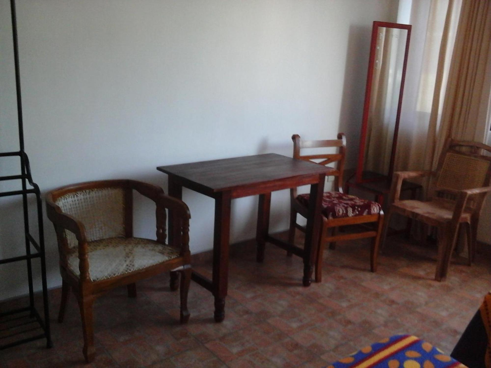 Majestic Tourist Hotel Kandy Extérieur photo