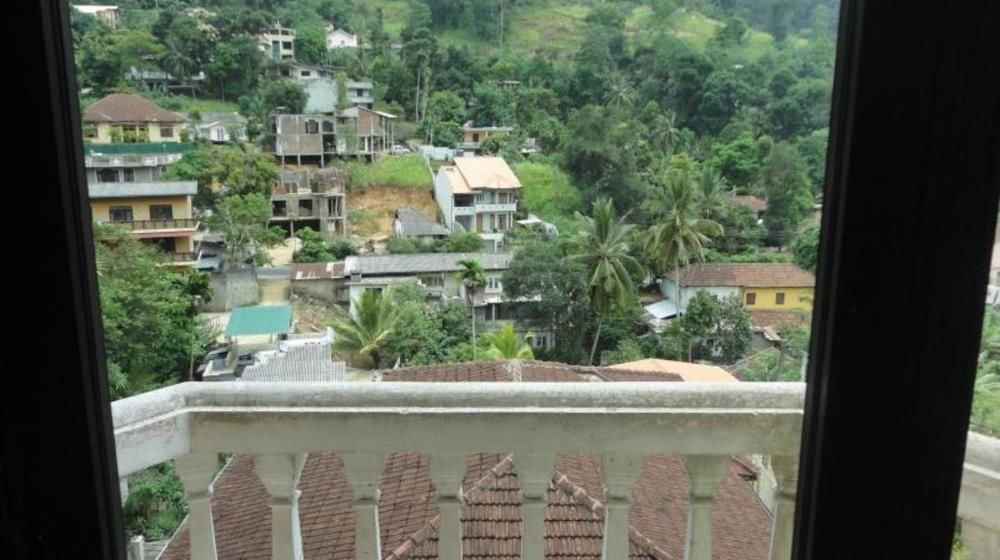 Majestic Tourist Hotel Kandy Extérieur photo